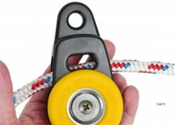 Poulie Ouvrante / 14 Mm / à Friction -LEWMAR Boutique image 2020 03 23 12 50 33 22d0fc089f76df72e476ae7aeaf89539