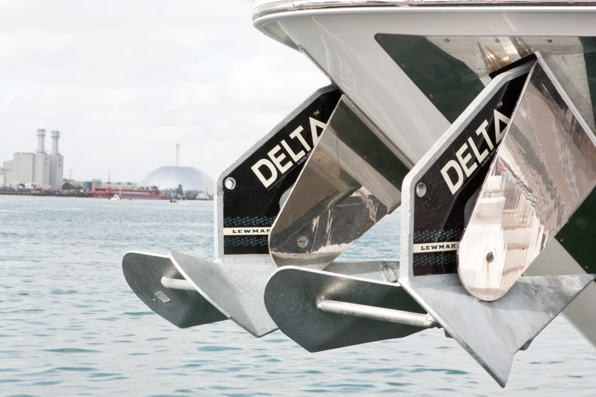 Devant 41 Devant -LEWMAR Boutique 455